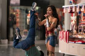 images - WONDER WOMAN 1984 (Review)